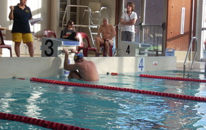 Thomas sur 50m dos.